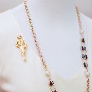 Vintage Authentic Chanel Mademoiselle Gold Brooch